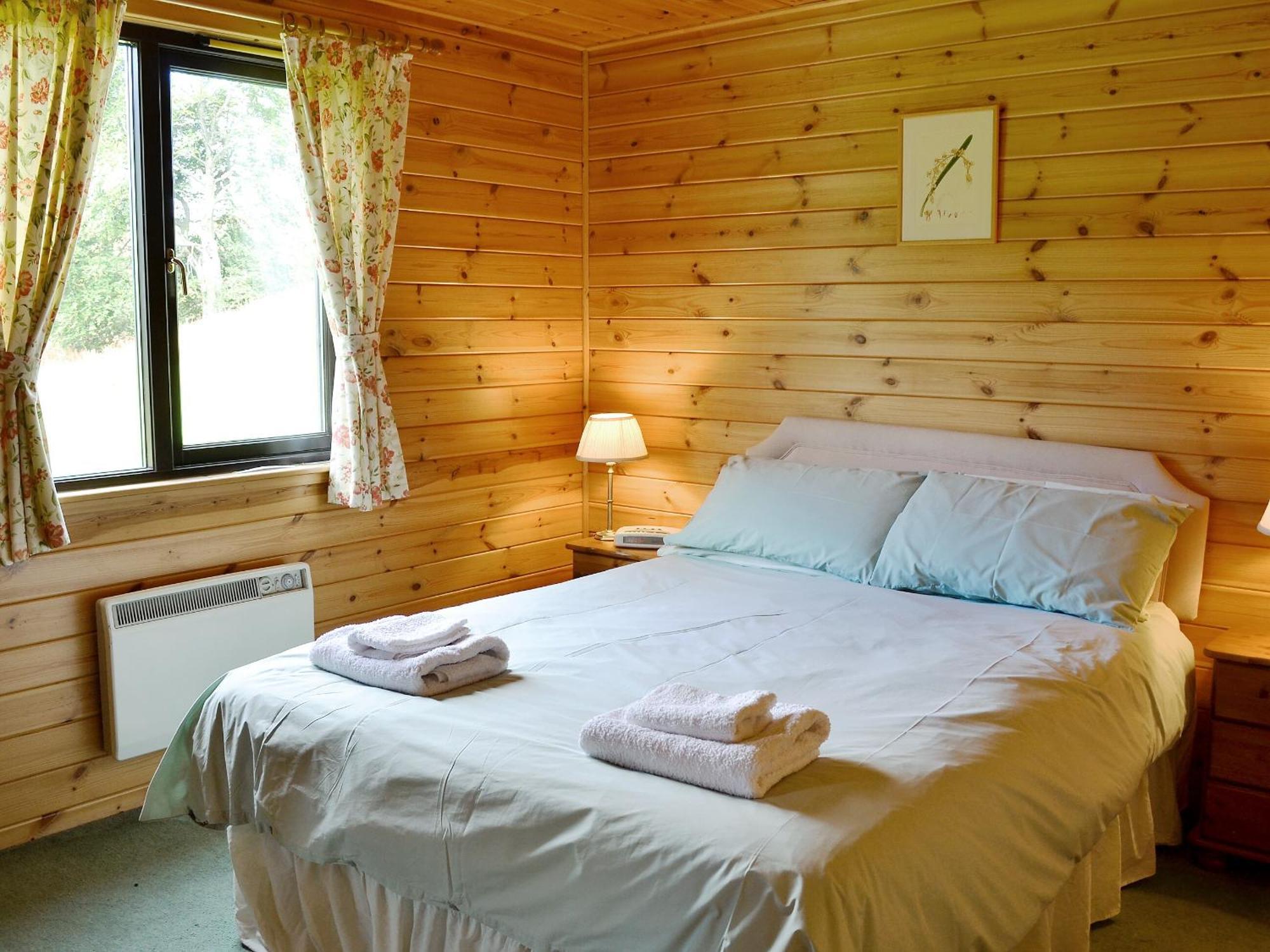 Larch Cottage - S4428 Kirkton of Glenisla Экстерьер фото